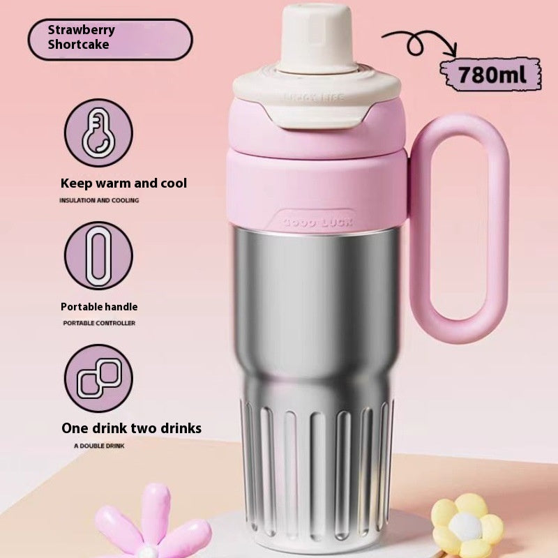 Gourde isotherme 780 ml finition inox et couvercle rose pastel – modèle Strawberry Shortcake avec poignée intégrée, design moderne pour boissons chaudes ou froides