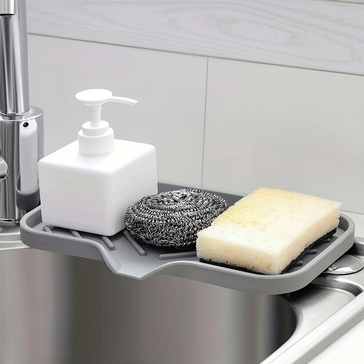 {{Porte-savon & porte-éponge en silicone}} – Produit tendance La Petite Trend.