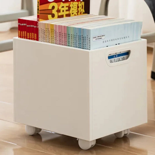Boîte de rangement blanche à roulettes remplie de livres – solution modulable, pratique et mobile pour organiser documents ou fournitures avec style.